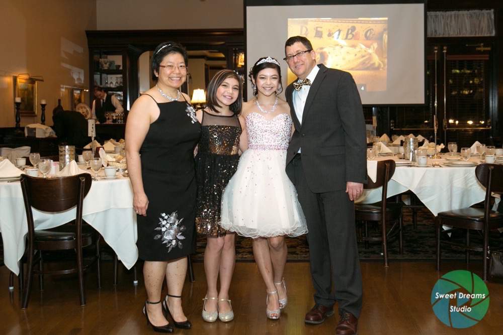 nj photographer sweet 16 birthday party maggianos little italy