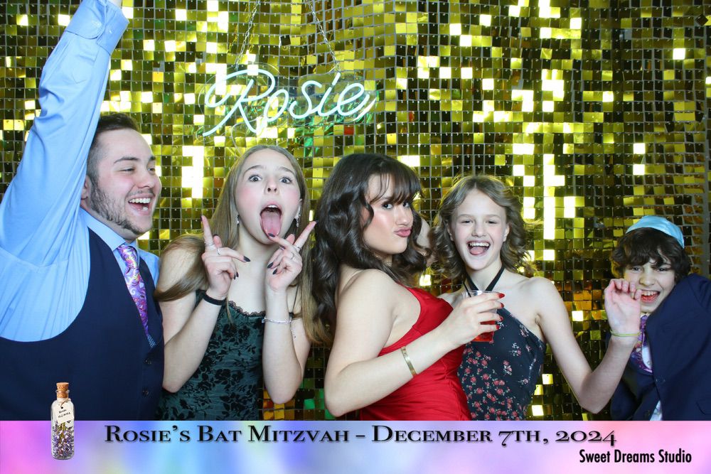 Photo Booth Rental Rosie Bat Mitzvah Cbi Millburn Nj 0003